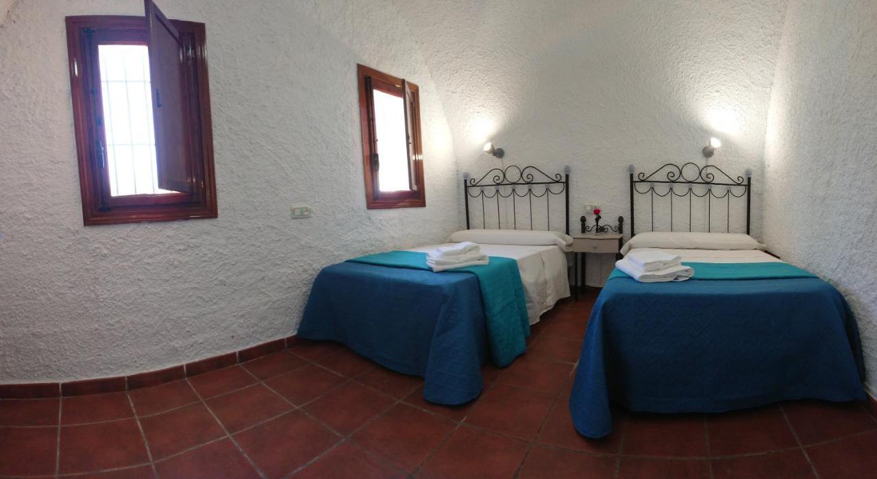 Apartamentos Rurales Mirador Del Negratin Cuevas del Campo ภายนอก รูปภาพ