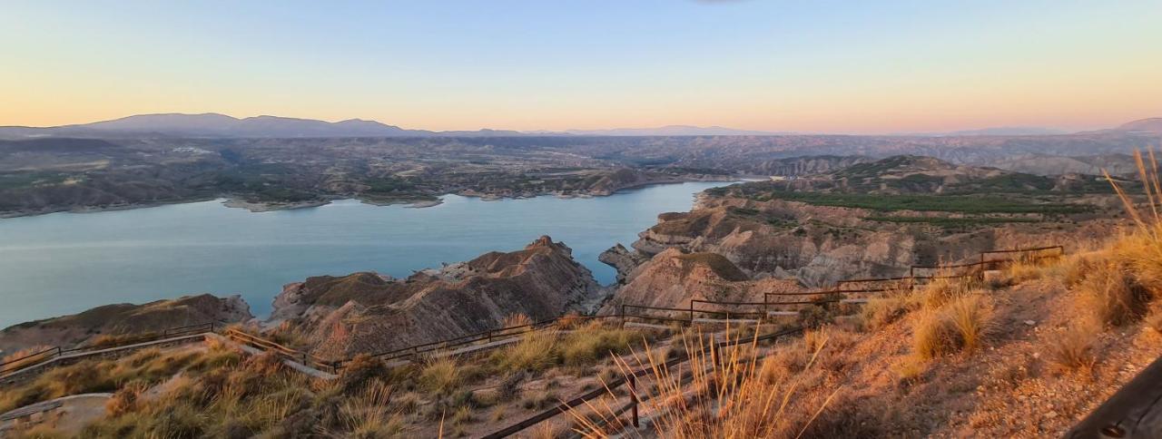 Apartamentos Rurales Mirador Del Negratin Cuevas del Campo ภายนอก รูปภาพ