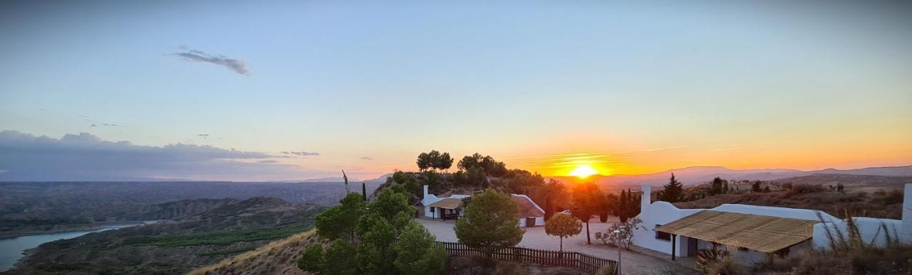 Apartamentos Rurales Mirador Del Negratin Cuevas del Campo ภายนอก รูปภาพ